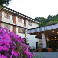 ดอกไม้และภายนอก