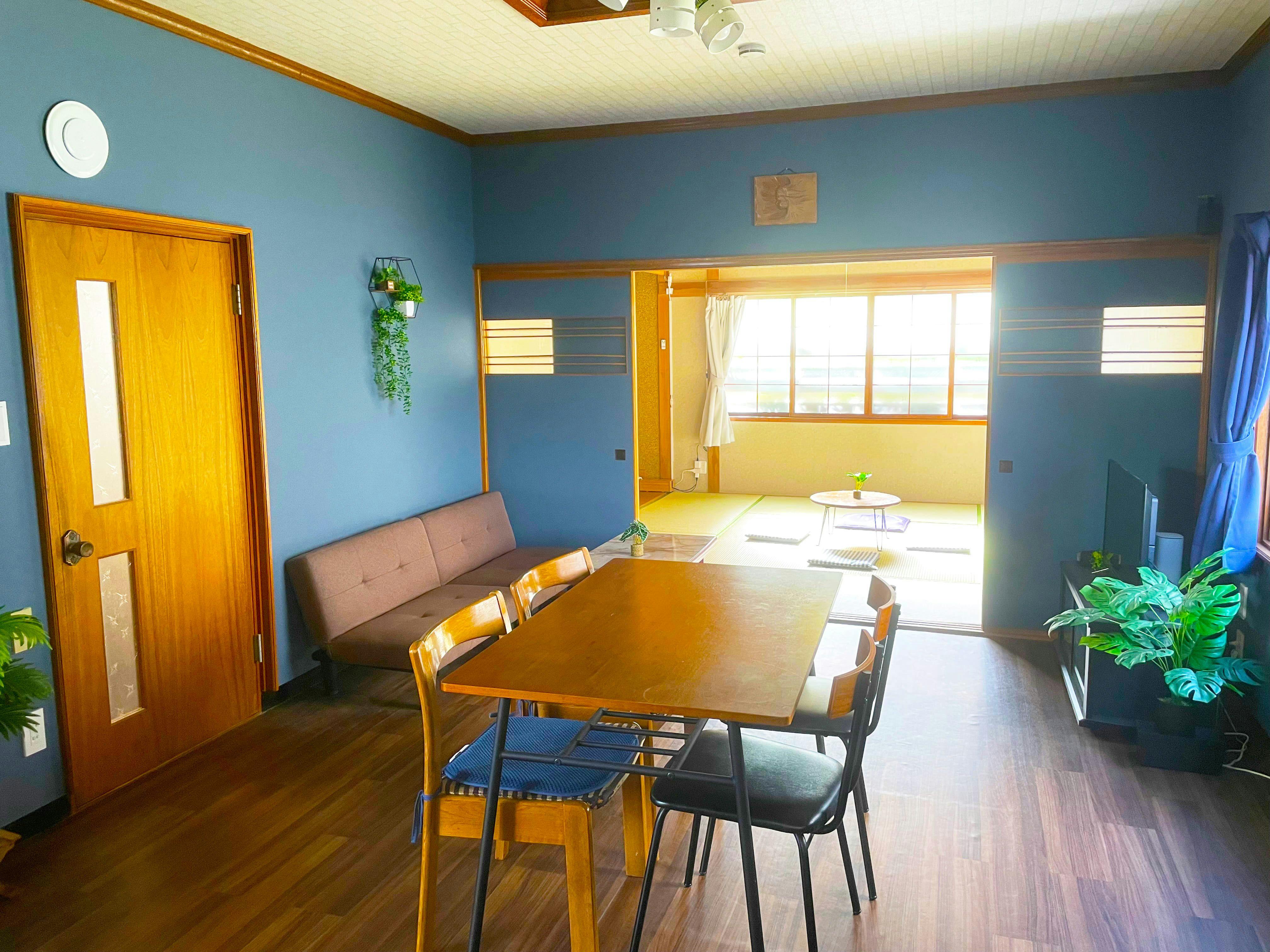 ห้องนั่งเล่นและห้องรับประทานอาหาร