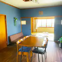 ห้องนั่งเล่นและห้องรับประทานอาหาร