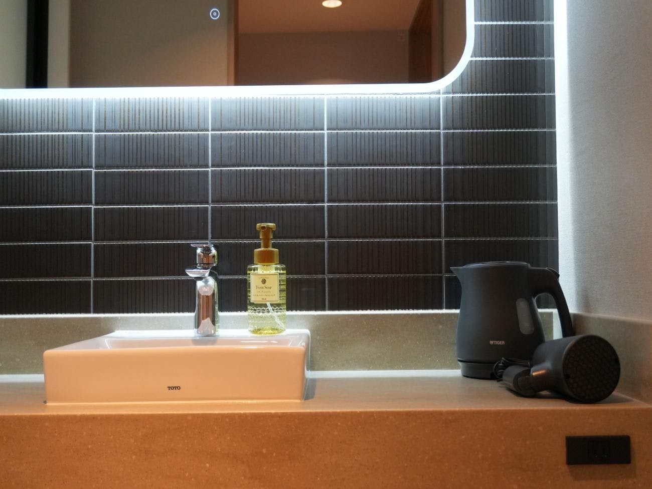 Premium Apart MONday Ginza EAST
