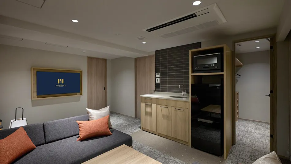 Premium Apart MONday Ginza EAST