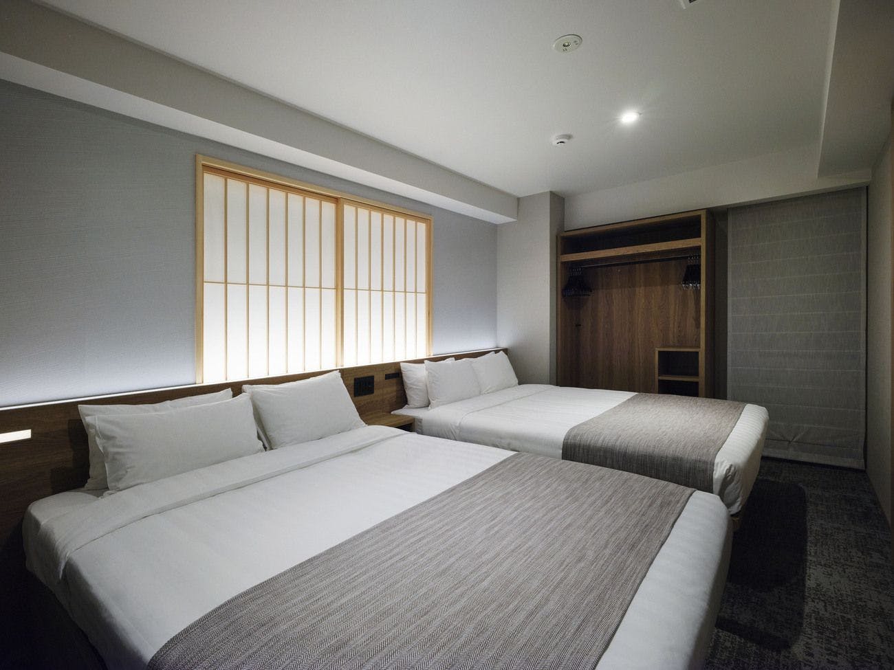 Premium Apart MONday Ginza EAST