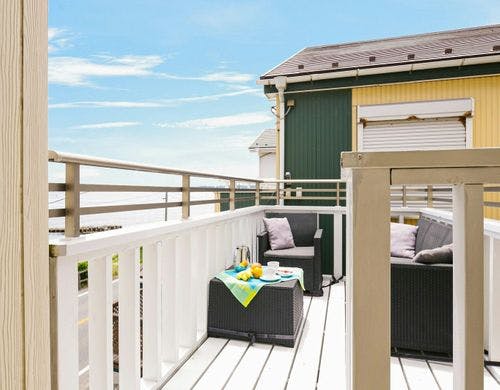 ２階ウッドデッキ