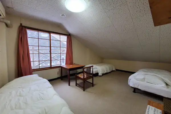 A Dreamlike Natural View Awaits Just Outside the Window