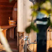 ซาวน่าถังไม้ (มีค่าบริการ)