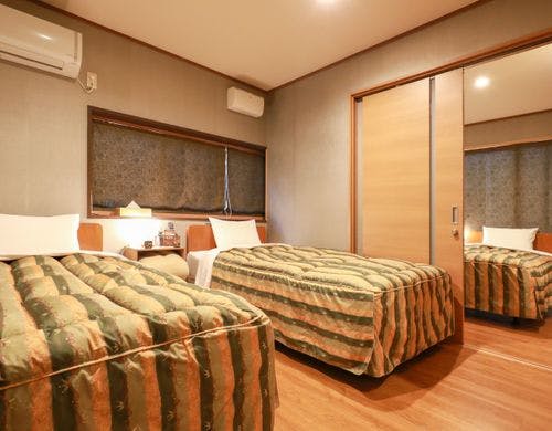 蔵INN家紋1階　毛利　4ベッドルーム