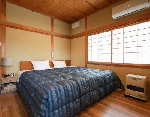 蔵INN家紋　細川　キングダブルベッド1台