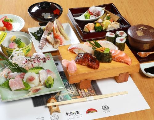 お食事処「ゆらり」の寿司会席