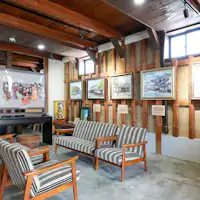 Lobi tingkat 1 Kura INN Single Room