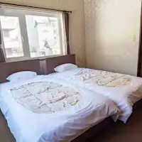 Kamar Lantai 2 Bergaya Barat