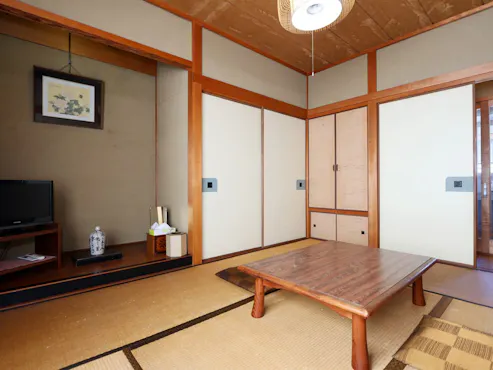 ห้องพักสไตล์ญี่ปุ่นขนาด 6 เสื่อทาทามิ