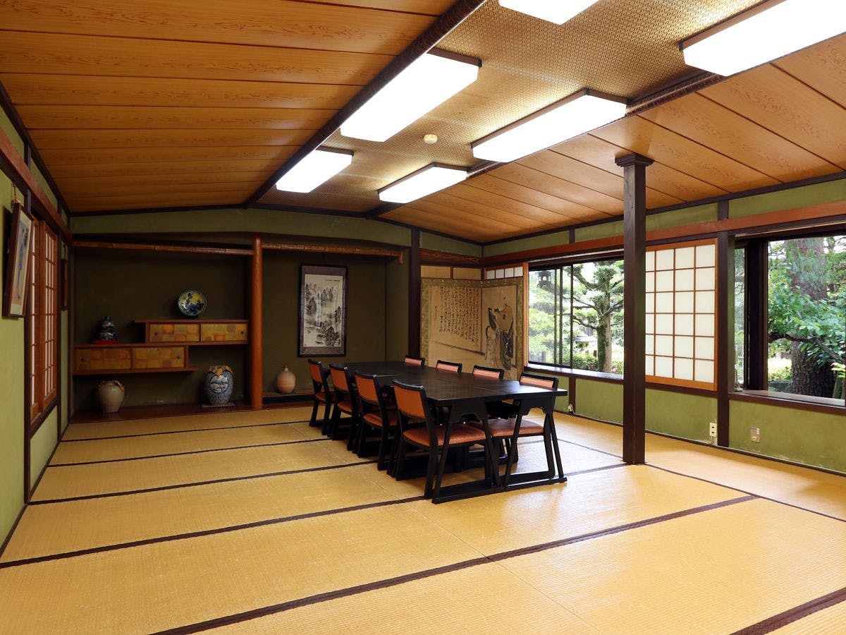 【ร้านอาหาร】