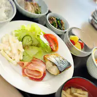 Sarapan pagi dengan menu rekomendasi dari restoran