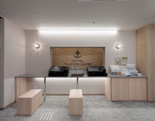 自動受付端末でチェックイン