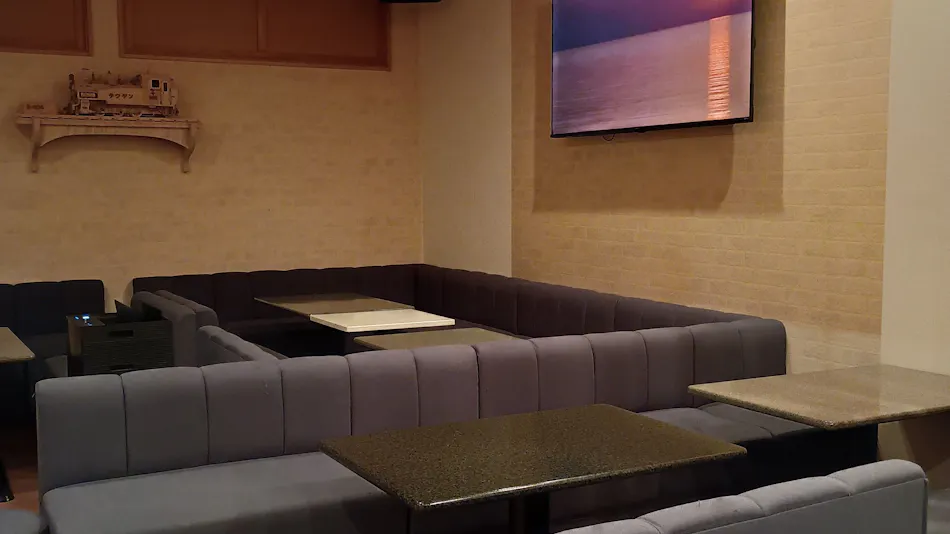 Social Hub: A Place to Stay Near Oozora Station