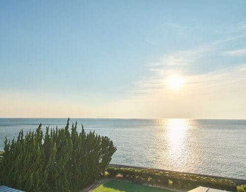 景色：淡路島の海と夕日を一望