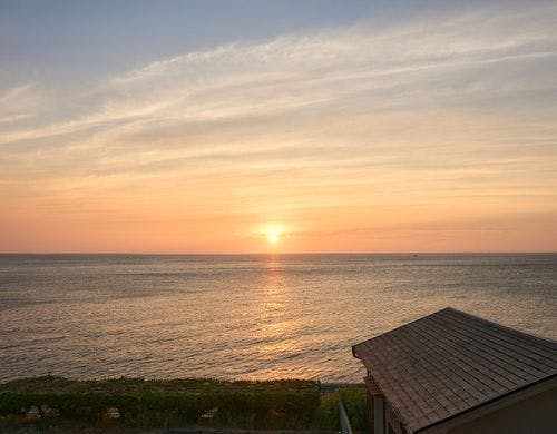 景色：淡路島の海と夕日を一望