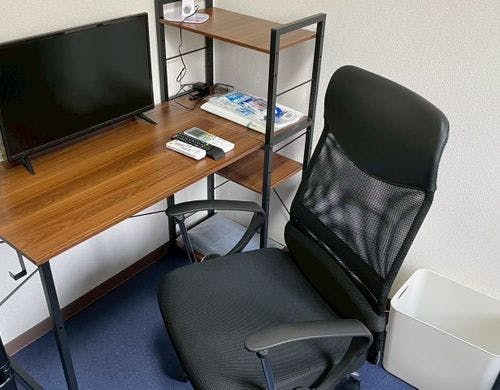 デスクとチェア