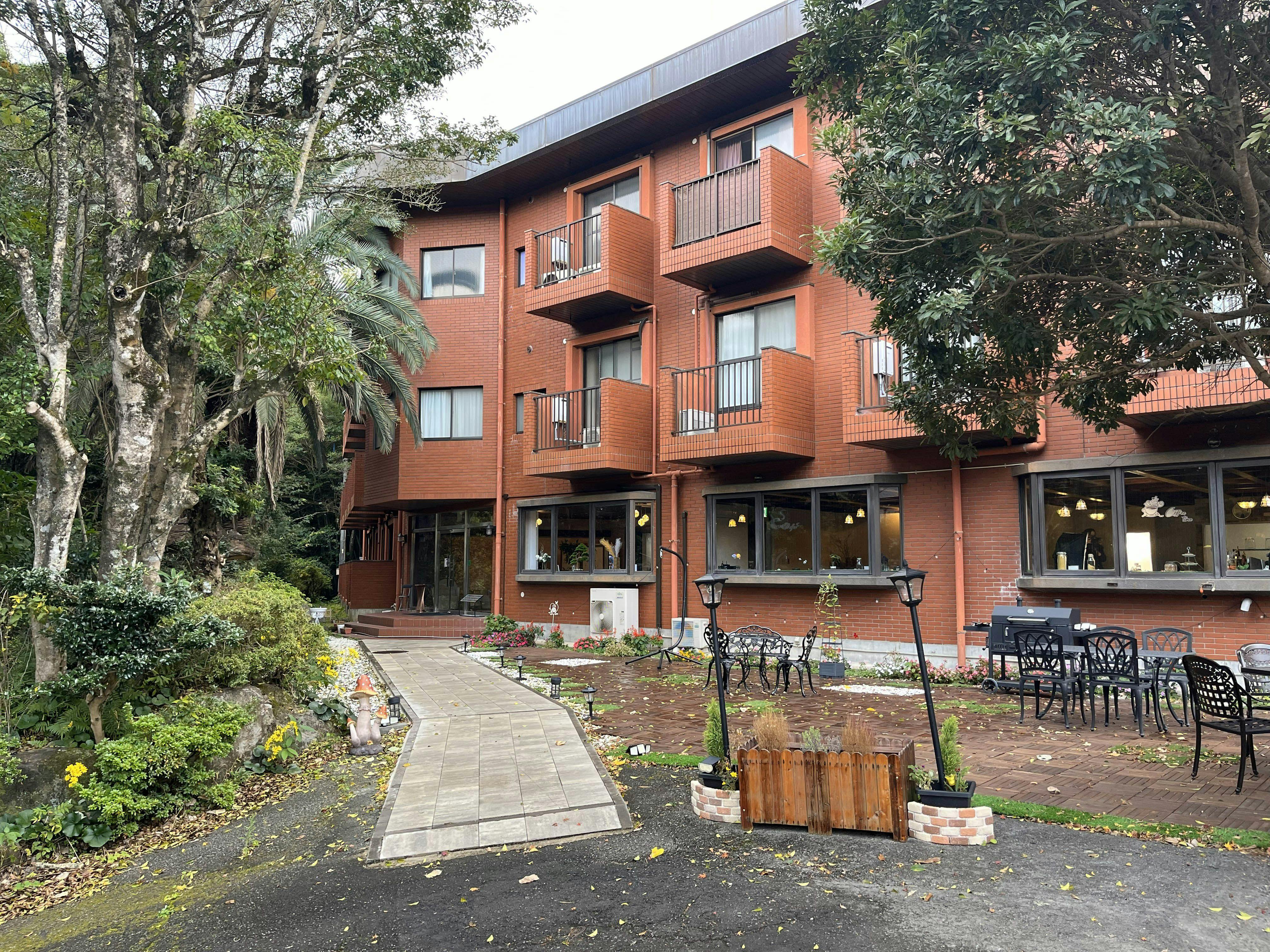 Hotel Oasis Garden