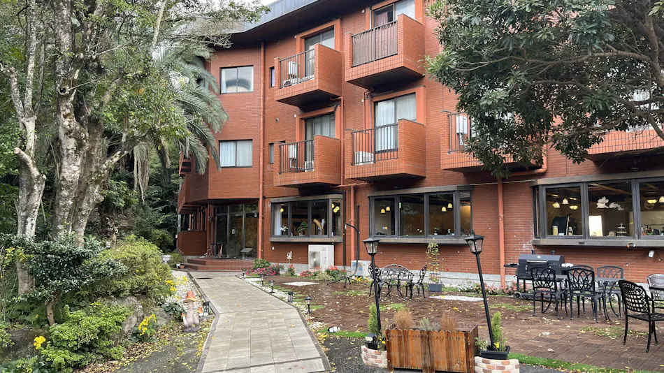 Hotel Oasis Garden
