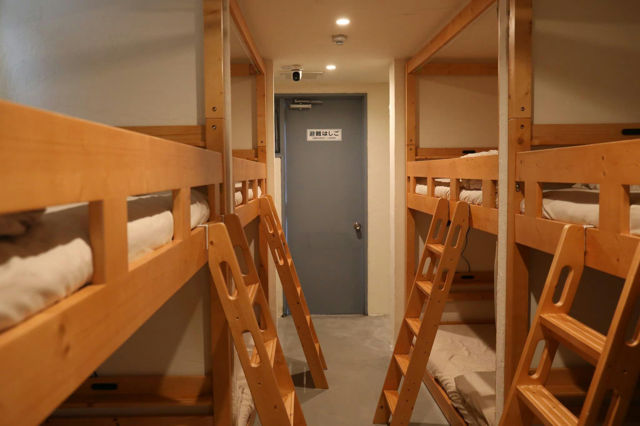 2-times Domitory Hotel