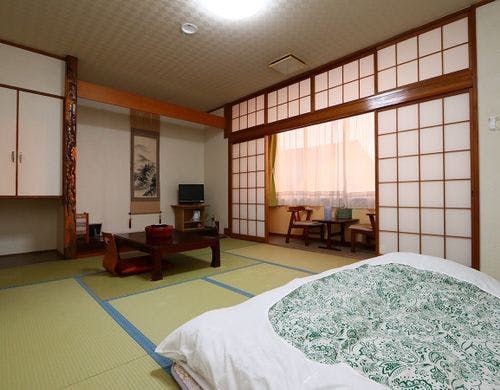 【禁煙】和室10畳◆バス・トイレ付き