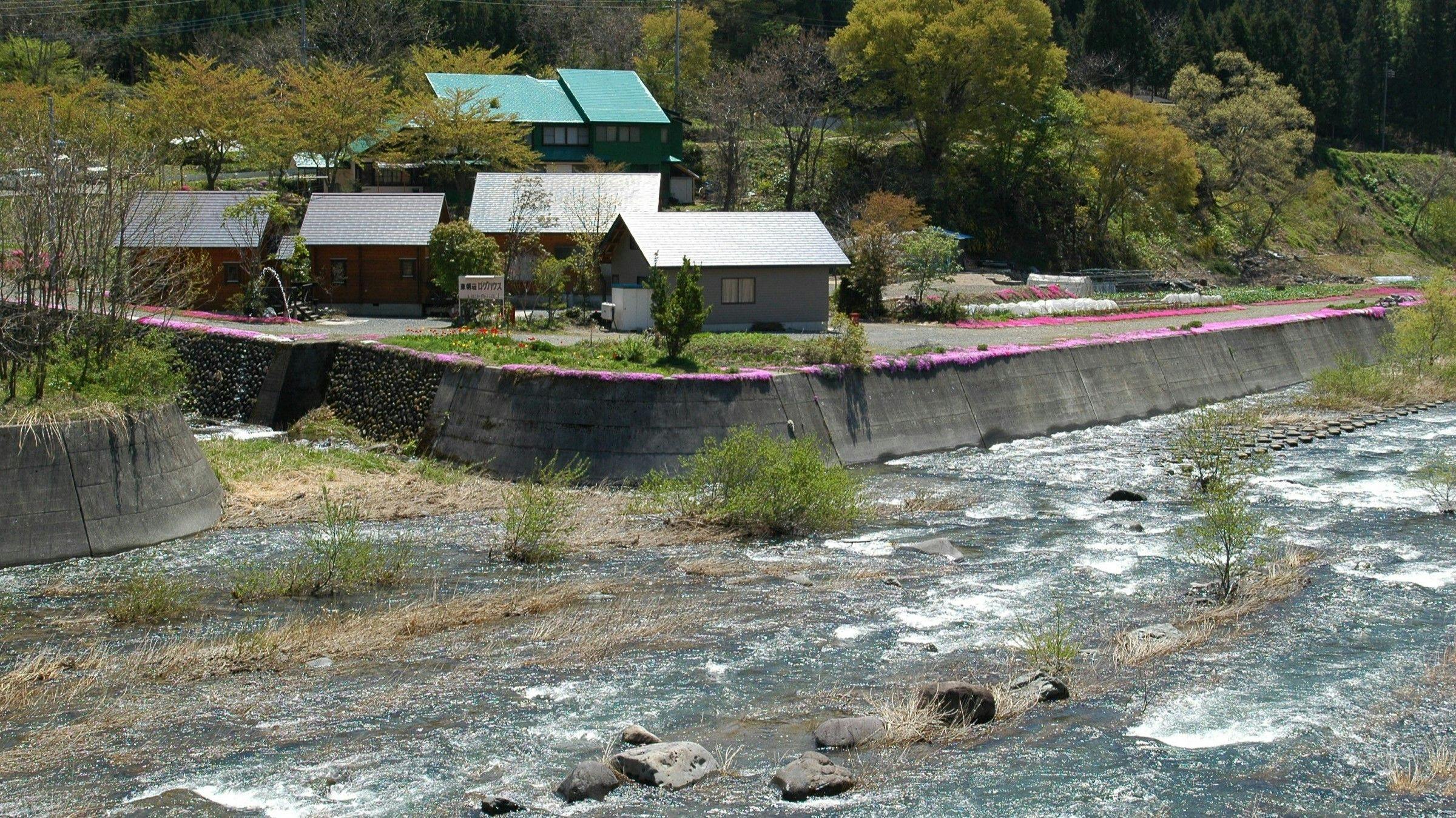 Oze Tomeiso Log House Cottage
