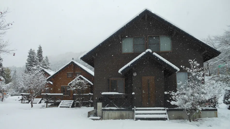 Oze Tomeiso Log House Cottage