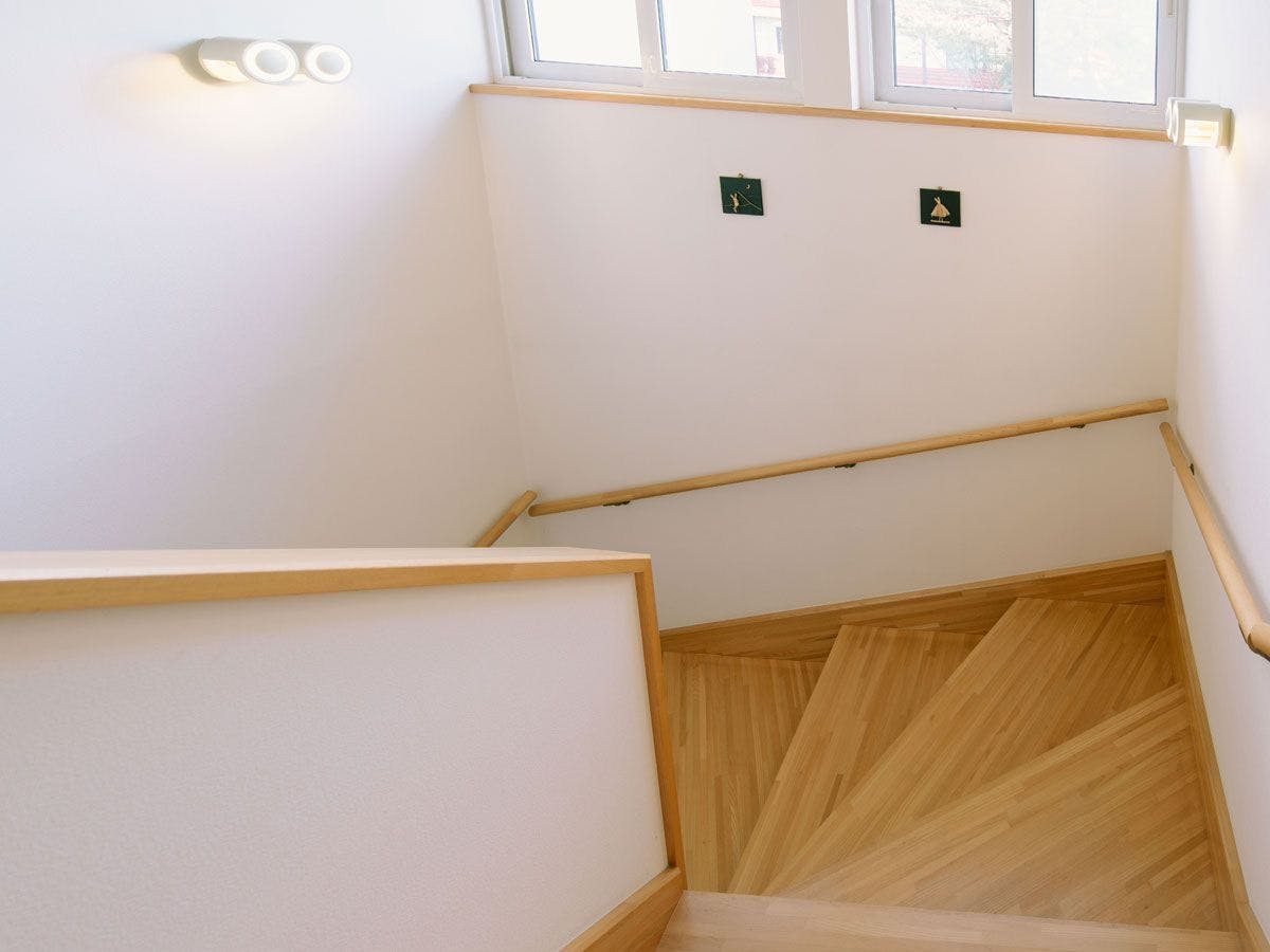 【มารอเรย์ A】บันได