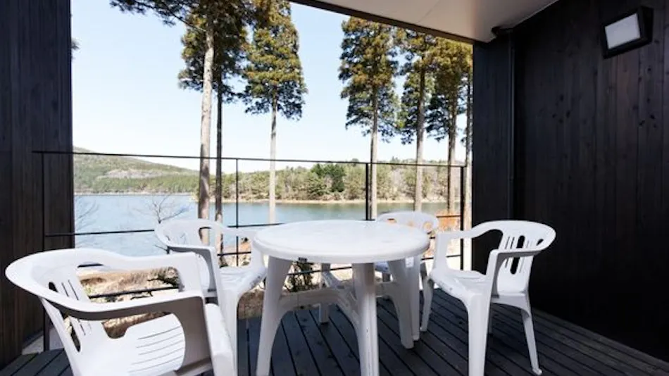 Yufuin Yamashita Lake Lodge