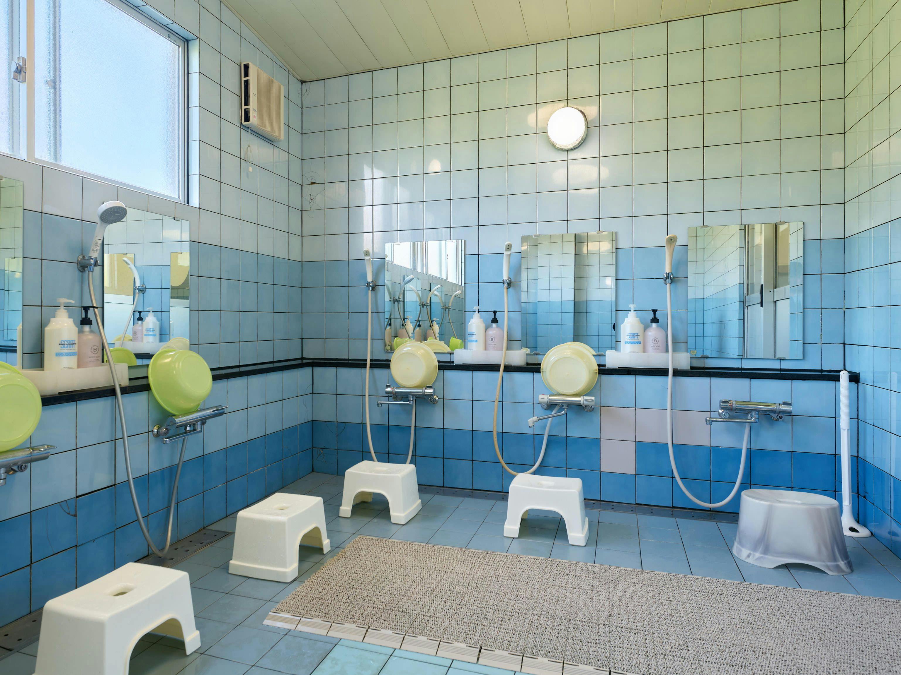 Business Hotel Okada-ya Tahara Branch