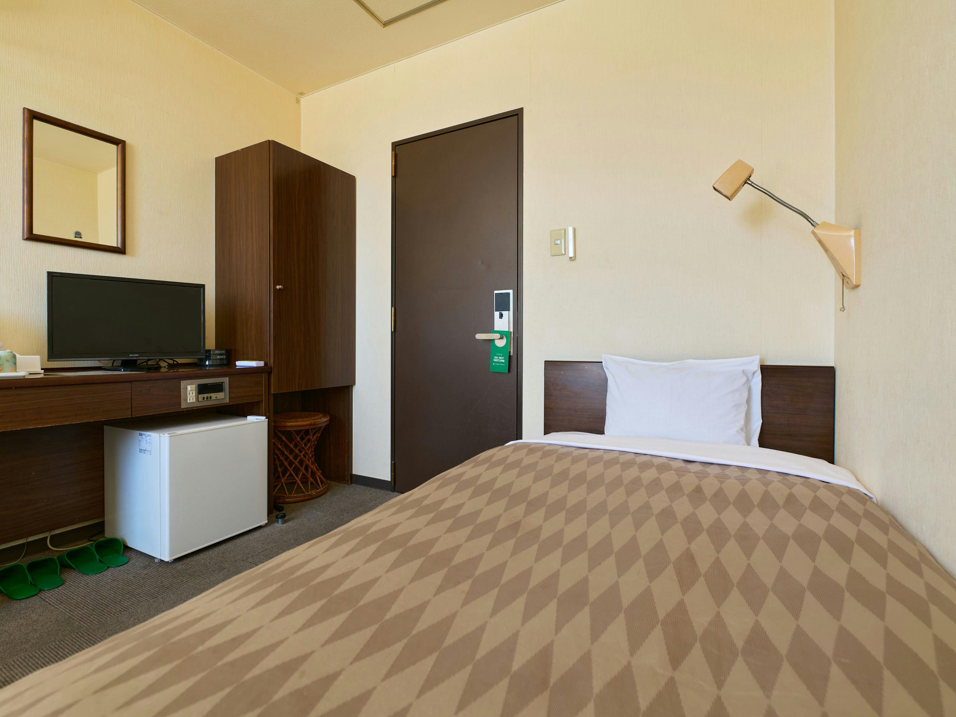 Business Hotel Okada-ya Tahara Branch
