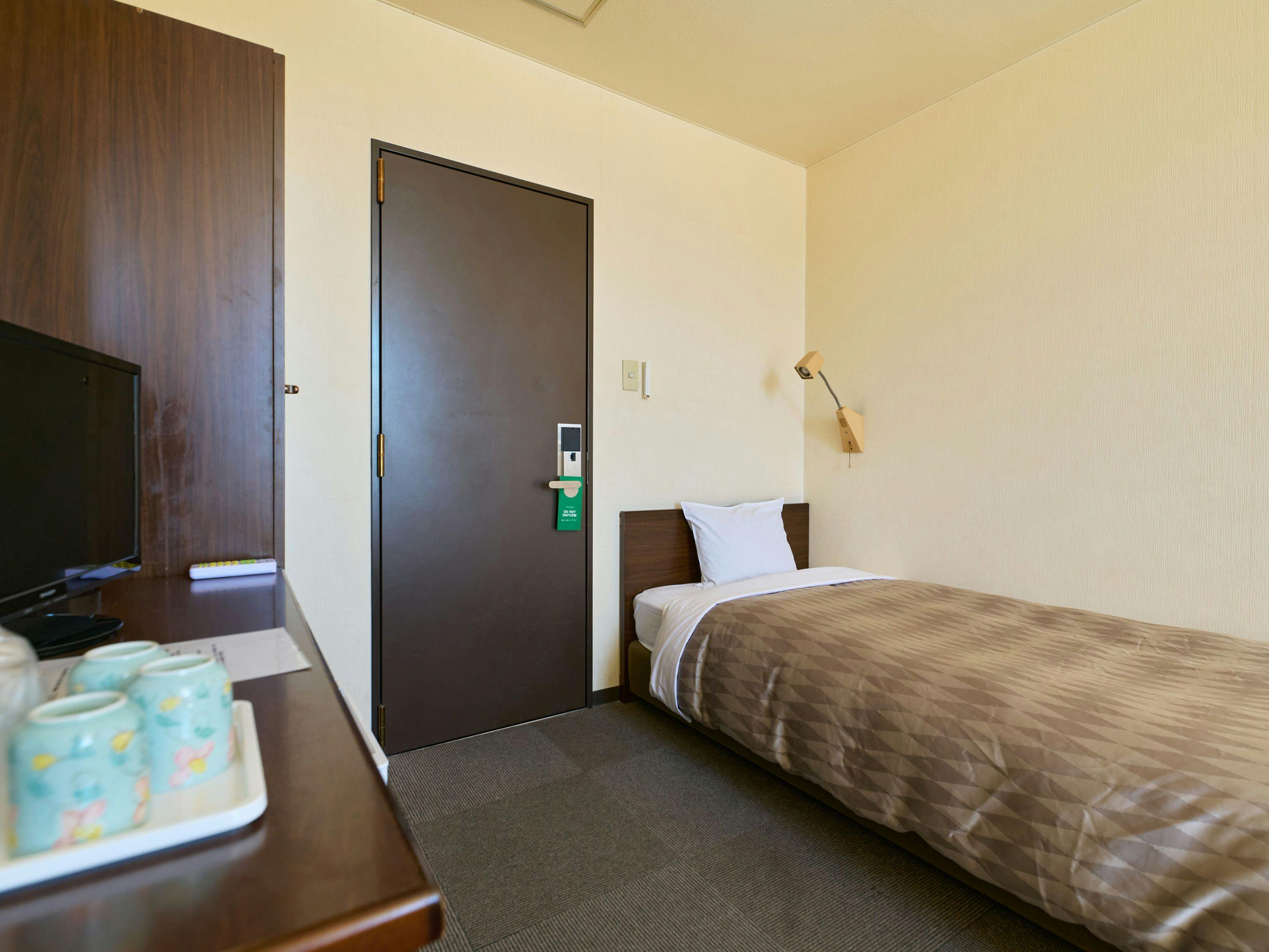 Business Hotel Okada-ya Tahara Branch