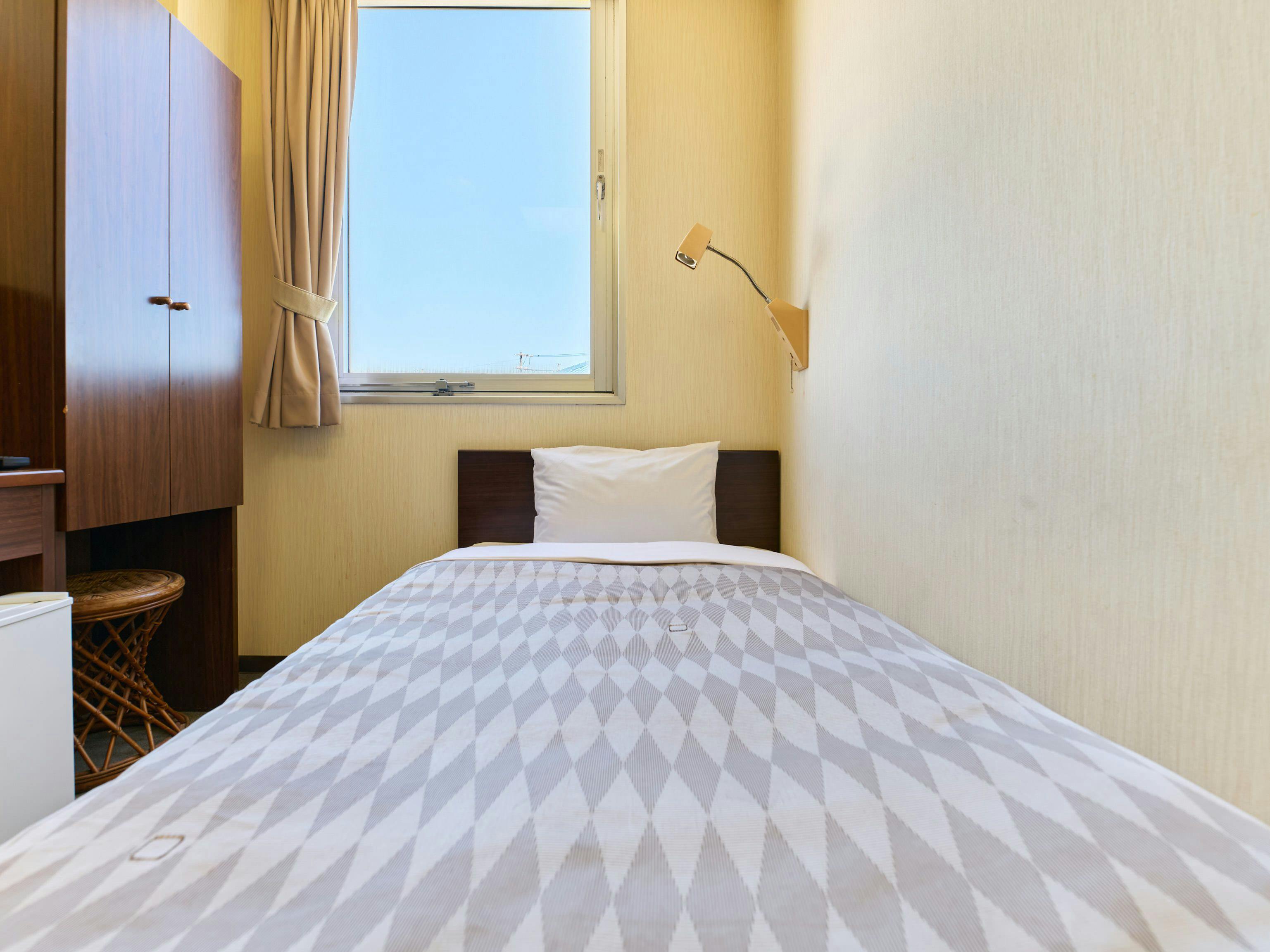Business Hotel Okada-ya Tahara Branch