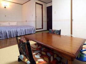 ペンションファミール