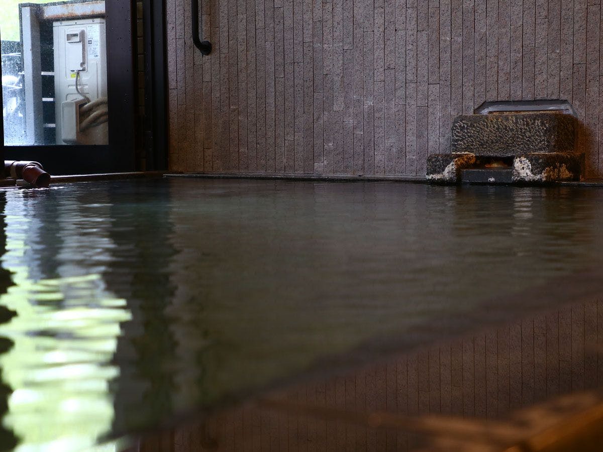 Pemandian “Niji no Yu”*