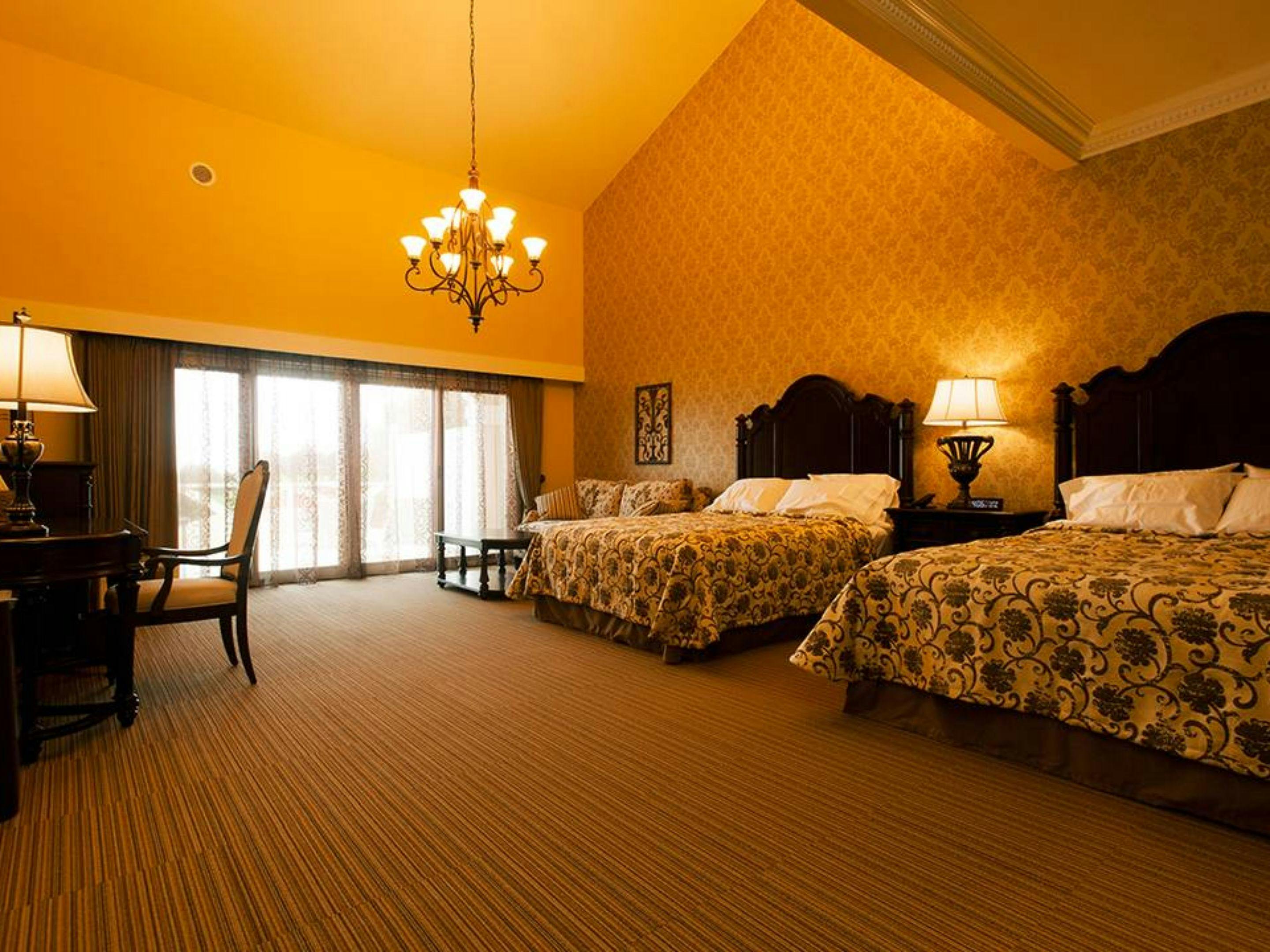 Sunhills Hotel