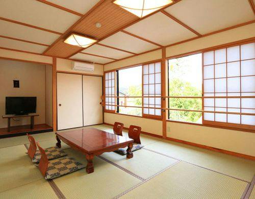 2F客室／和室一例
