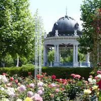 สวนสึรุไมะ (Tsuruma Park)