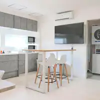 พื้นที่ครัวและห้องอาหารส่วนกลาง