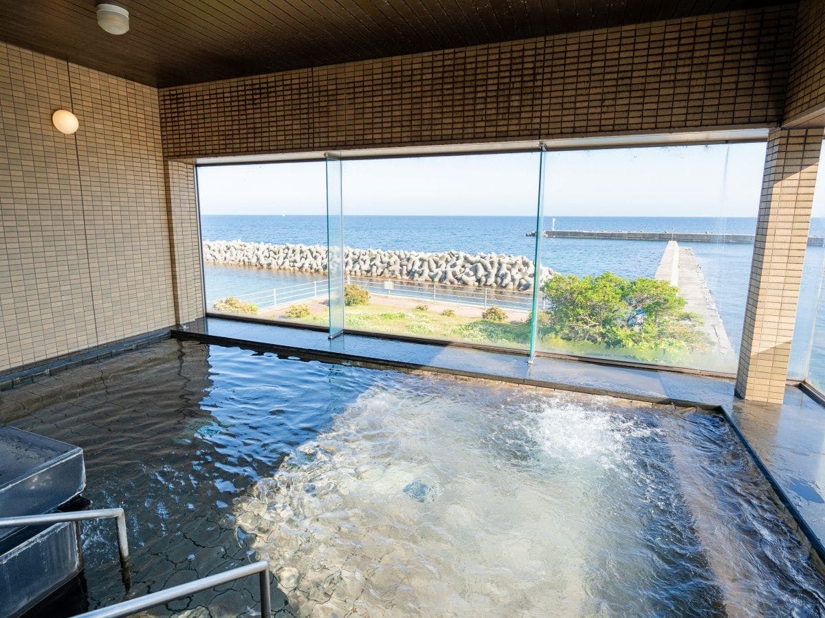 Akadomari jyogahama Onsen Sado Seaside Resort & Spa