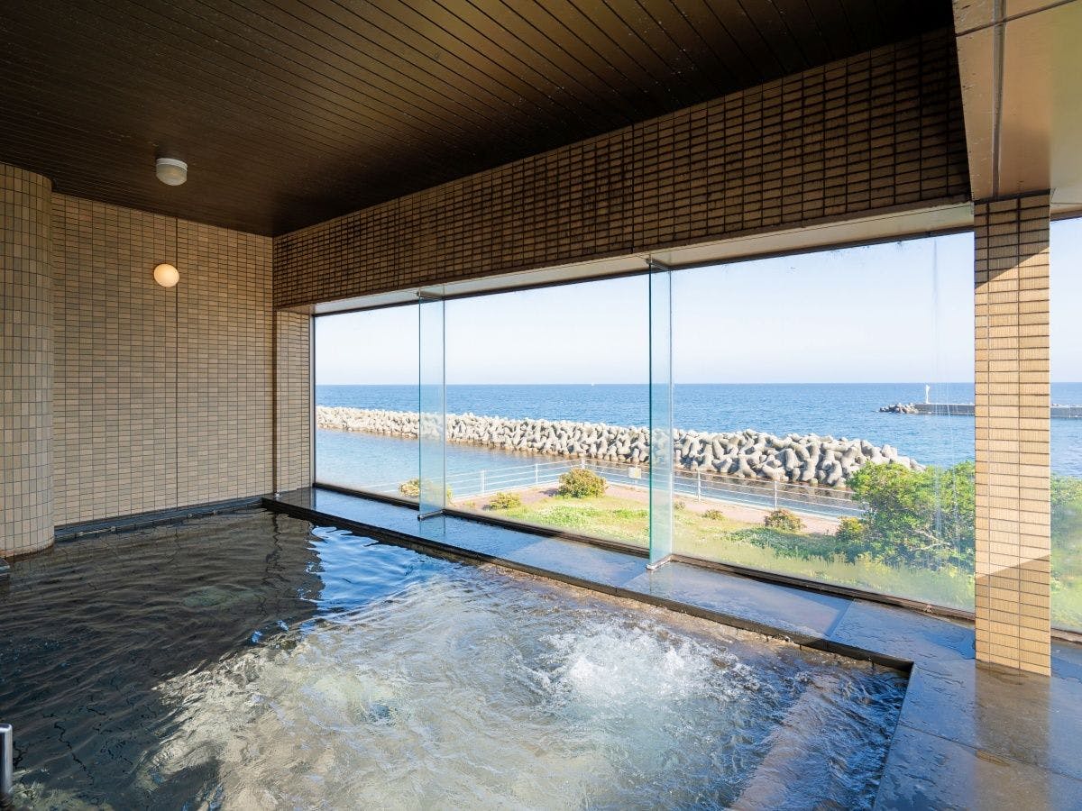 Akadomari jyogahama Onsen Sado Seaside Resort & Spa