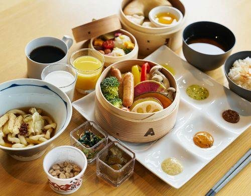 朝食