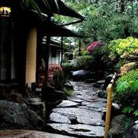 石畳がお部屋へと導きます。