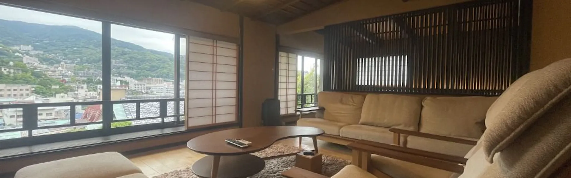 あたみ石亭