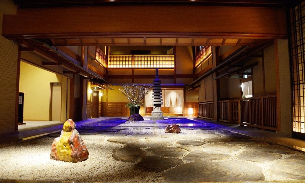 あたみ石亭