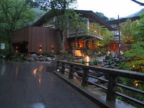 扉温泉 明神館
