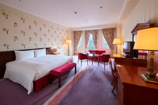 デラックスデザイナールームダブル(街側)