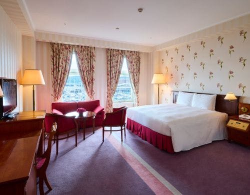 デラックスデザイナールームダブル（海側）