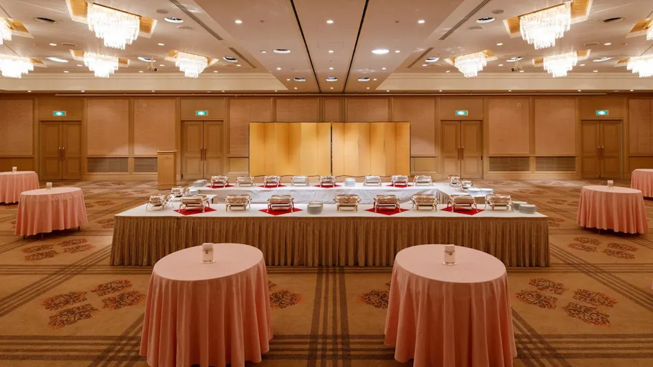 Okura Akademia Park Hotel